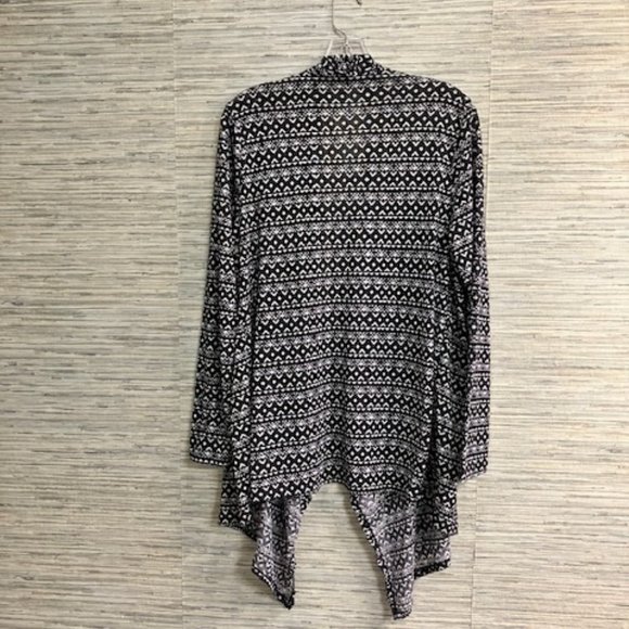 FASHION AVENUE - Size XL - Black & White Southwestern Print Lightweight Jacket - Picture 2 of 9